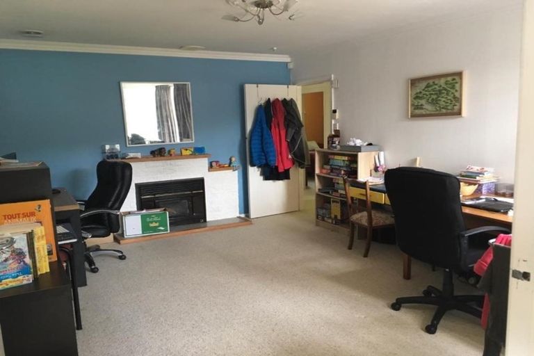 Photo of property in 10 Forest Road, Pinehaven, Upper Hutt, 5019