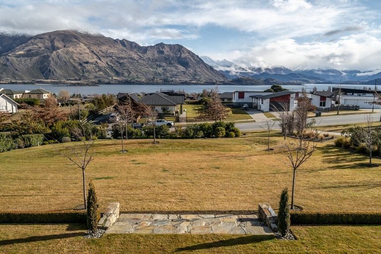Photo of property in 6 Clearview Street, Wanaka, 9305