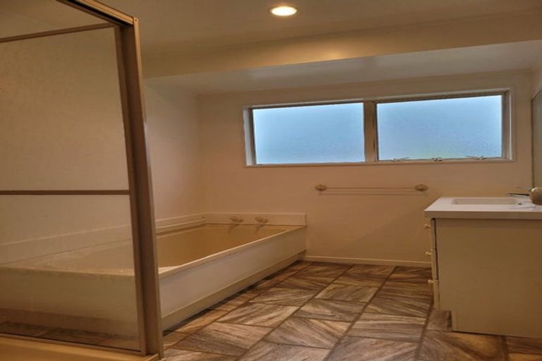 Photo of property in 7 Stanmore Bay Road, Stanmore Bay, Whangaparaoa, 0932