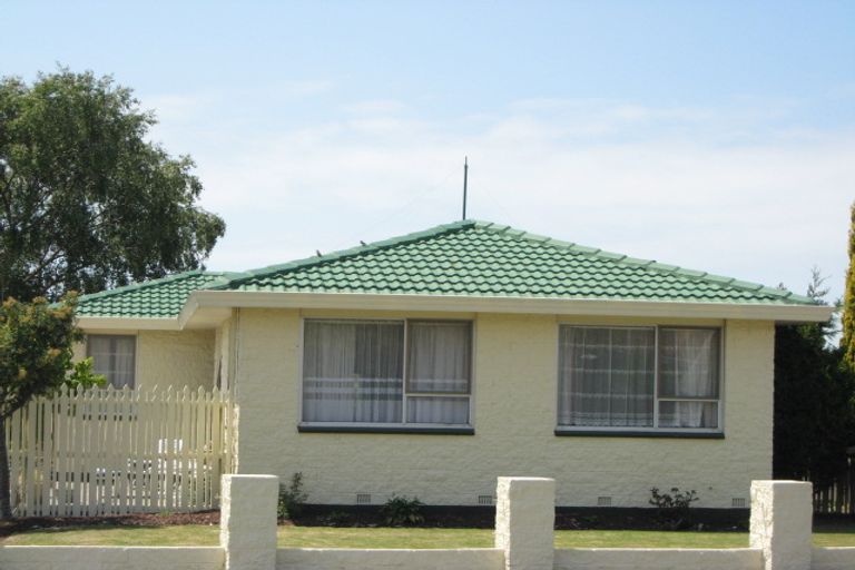 Photo of property in 47 Saint Heliers Crescent, Aranui, Christchurch, 8061