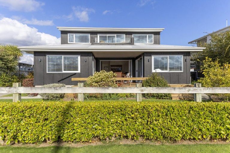 Photo of property in 24 Rainbow Drive, Rainbow Point, Taupo, 3330
