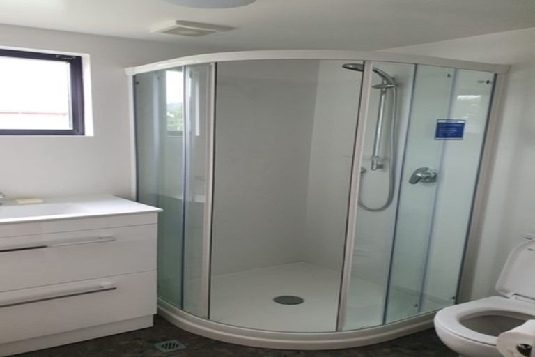 Photo of property in 3/232 Main Road, Tawa, Wellington, 5028