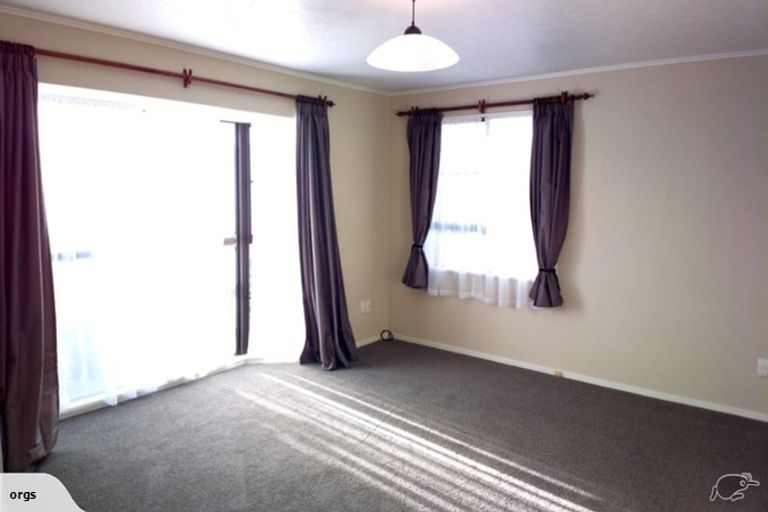 Photo of property in 12 Buccaneer Place, Grenada Village, Wellington, 6037