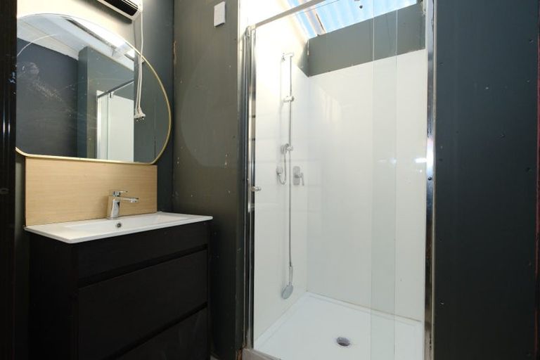 Photo of property in 111 Chichester Drive, Rosehill, Papakura, 2113