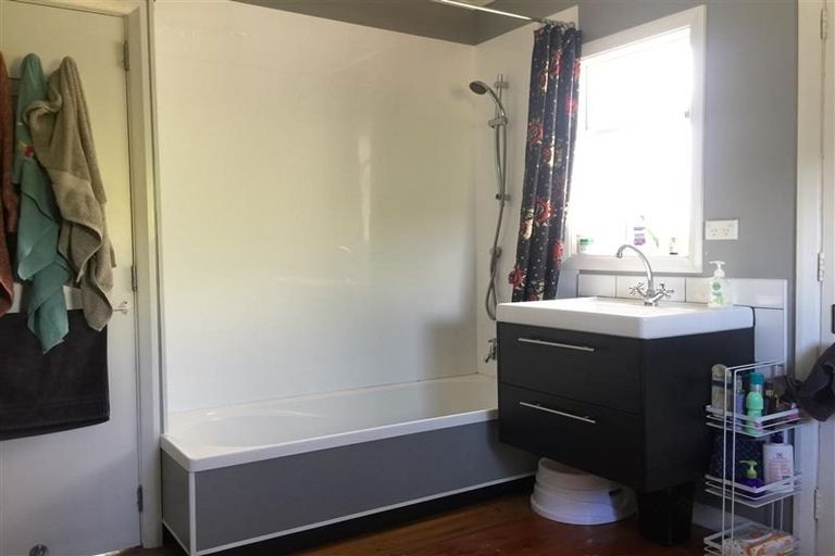 Photo of property in 65 Russell Street, Stepneyville, Nelson, 7010