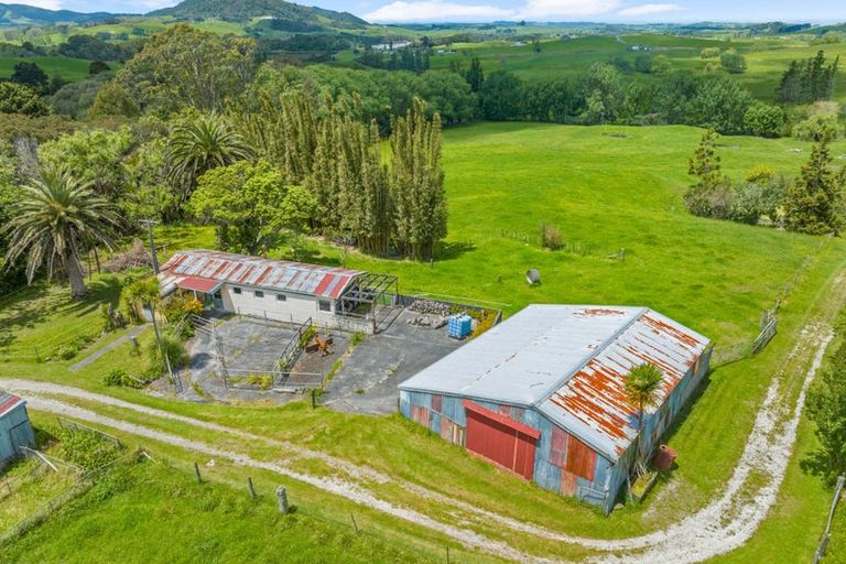 Photo of property in 91 Whaka Street, Maungaturoto, 0520
