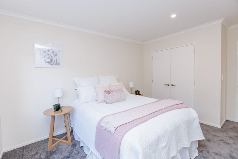 Photo of property in 4 Montego Place, Grenada Village, Wellington, 6037