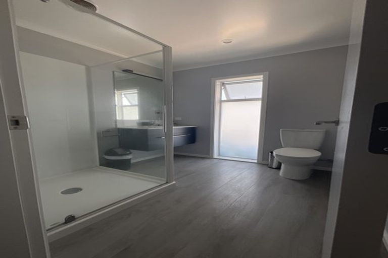 Photo of property in 11 Te Wiremu Lane, Otaki, 5512