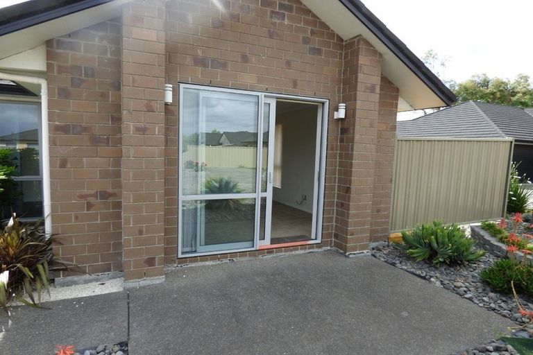 Photo of property in 7 Erceg Way, Rosehill, Papakura, 2113