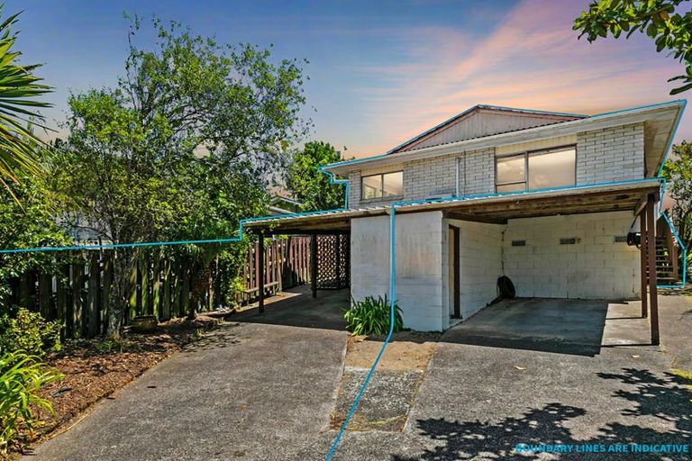 Photo of property in 1/47 Zita Maria Drive, Massey, Auckland, 0614
