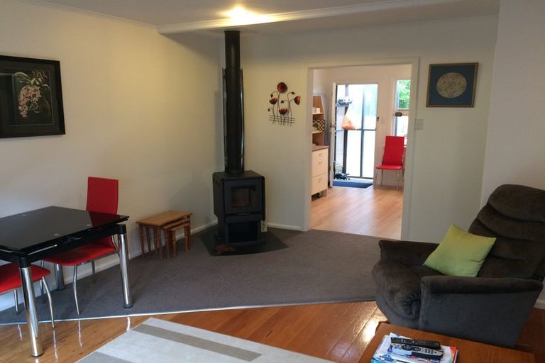 Photo of property in 2/84 Holly Road, St Albans, Christchurch, 8014