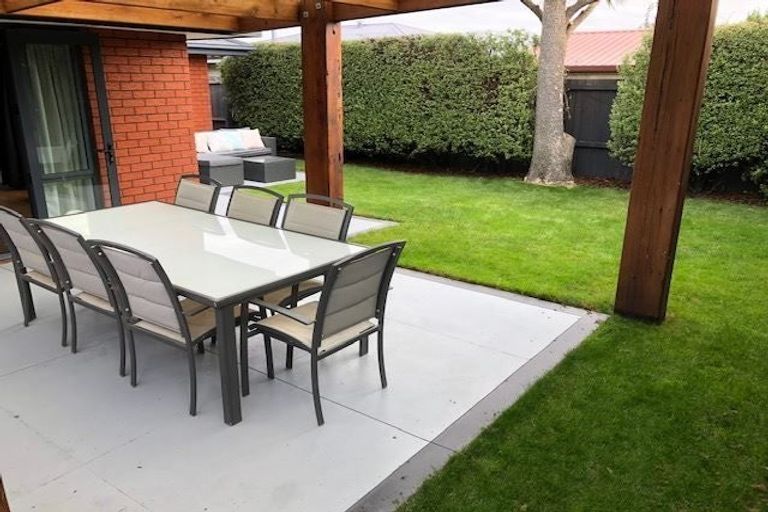 Photo of property in 152a Lincoln Road, Addington, Christchurch, 8024