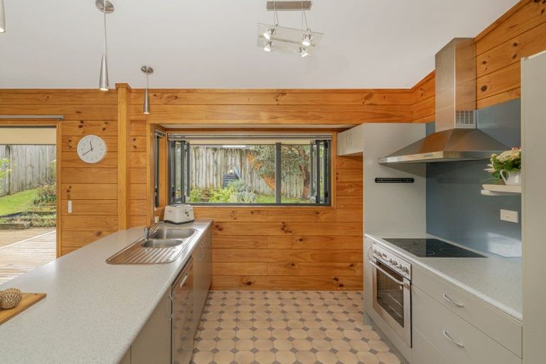 Photo of property in 6 Rabbit Way, Whitianga, 3510