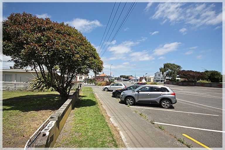 Photo of property in 4 Park Street, Foxton, 4814
