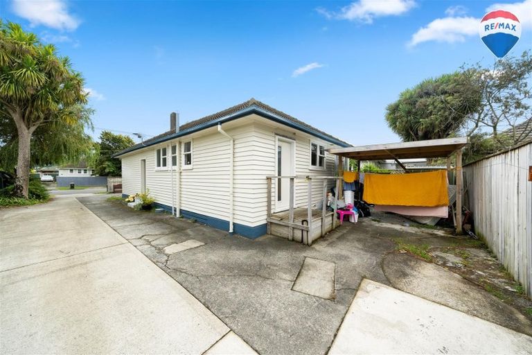 Photo of property in 1/270 Oxford Terrace, Avalon, Lower Hutt, 5011