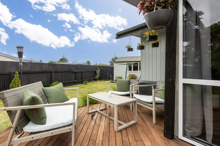 Photo of property in 11 Waterworth Avenue, Onekawa, Napier, 4110