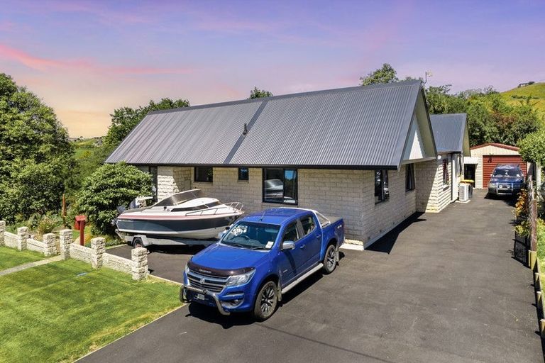 Photo of property in 87 Hall Road, Sawyers Bay, Port Chalmers, 9023