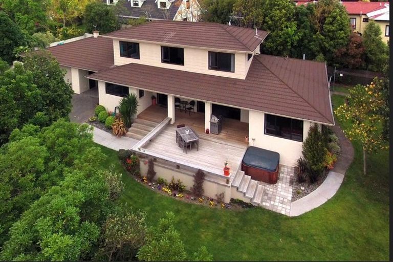 Photo of property in 4 Reeve Drive, Havelock North, 4130