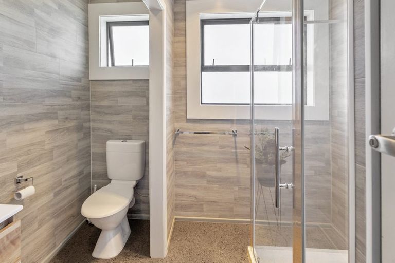 Photo of property in 1-2/8a Douglas Street, Highfield, Timaru, 7910