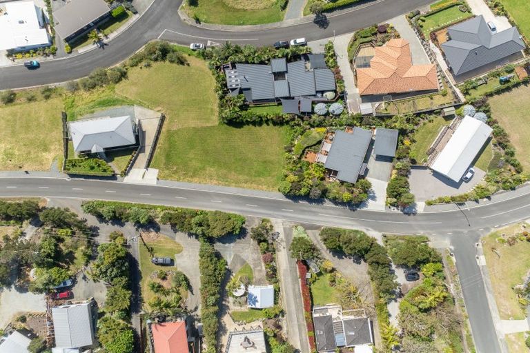 Photo of property in 30 Cable Bay Block Road, Cable Bay, 0420