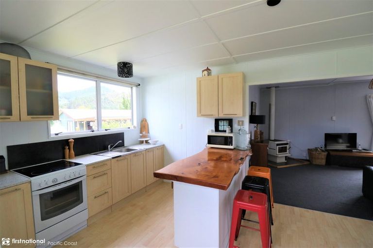 Photo of property in 75a Kon Tiki Road, Whiritoa, Whangamata, 3691