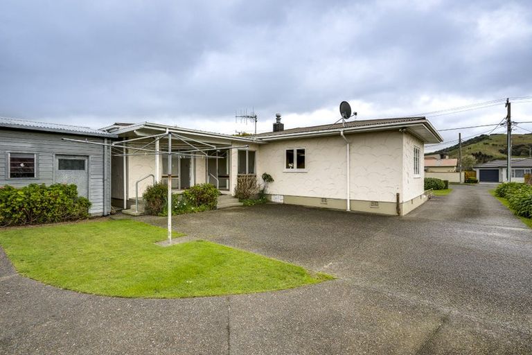 Photo of property in 42 Waterhouse Street, Taradale, Napier, 4112