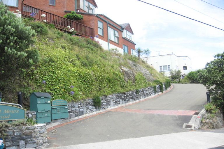 Photo of property in Mt Carmel Mews, 9 Arawa Road, Hataitai, Wellington, 6021