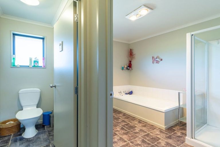 Photo of property in 11 Hunts Road, Waimate, 7978