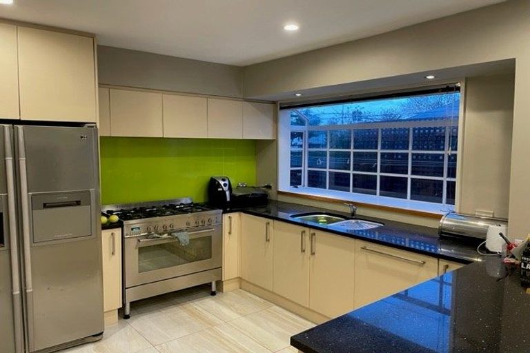 Photo of property in 55 Straven Road, Riccarton, Christchurch, 8011