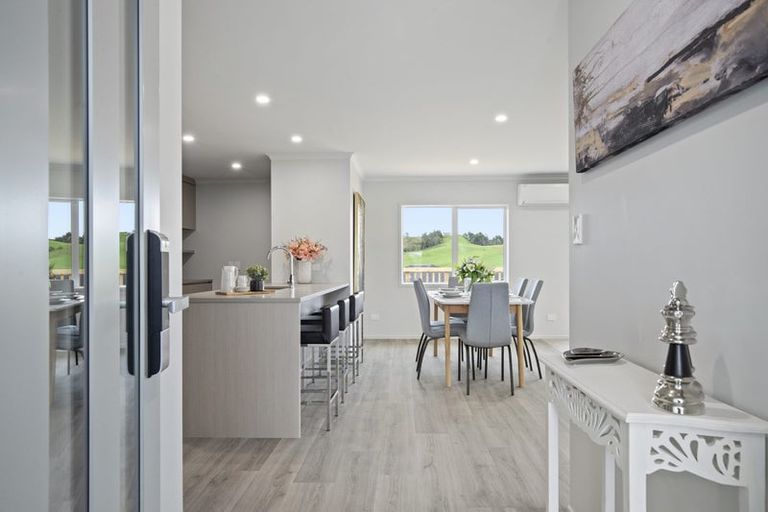 Photo of property in 11 Aitkenhead Street, Pokeno, 2402