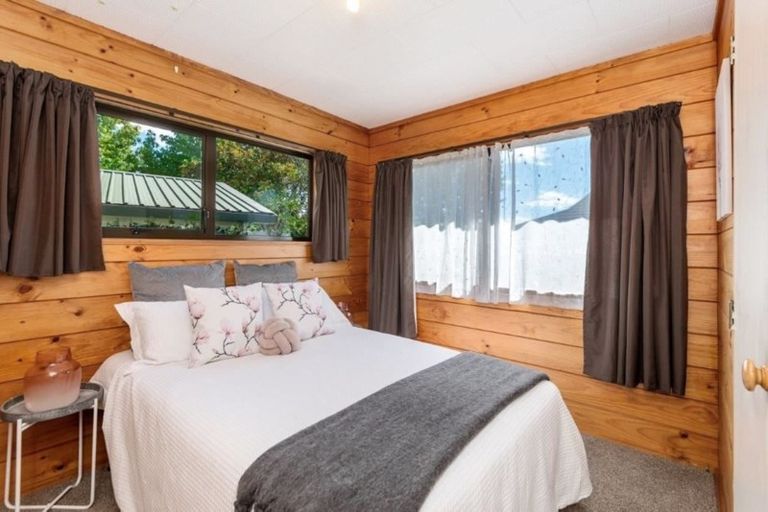 Photo of property in 24 Wiremu Street, Redwood, Christchurch, 8051