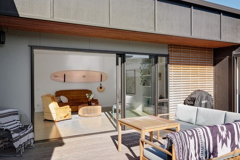 Photo of property in 15 Awatira Drive, Papamoa Beach, Papamoa, 3118