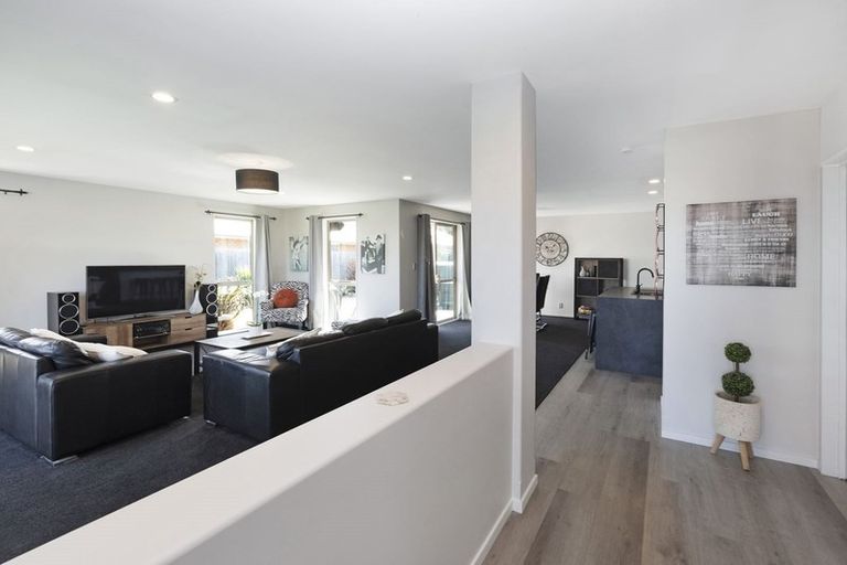 Photo of property in 21 Havana Gardens, Shirley, Christchurch, 8052