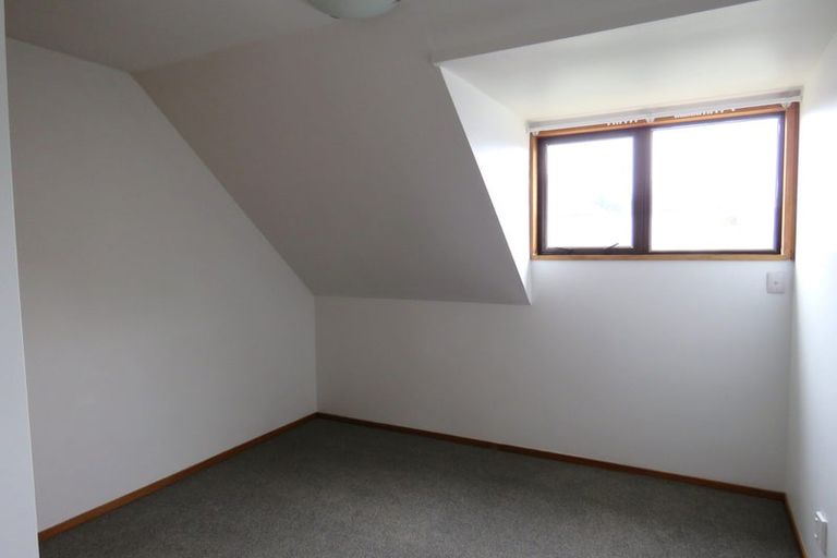 Photo of property in 2/125 Champion Street, Edgeware, Christchurch, 8013