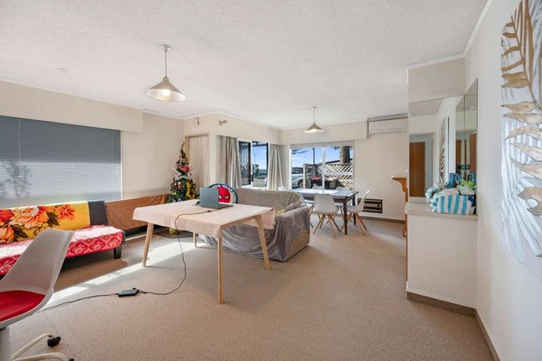 Photo of property in 477 Marine Parade, Napier South, Napier, 4110