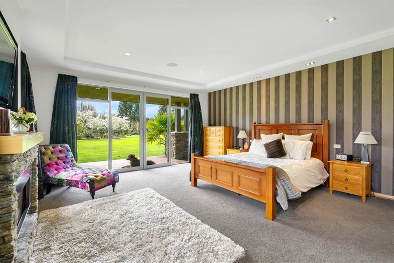 Photo of property in 20 Mcsaveneys Road, Marshland, Christchurch, 8051