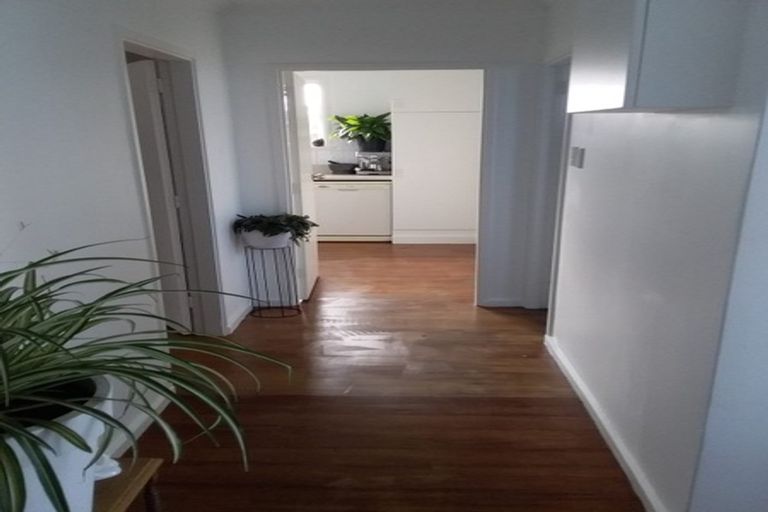 Photo of property in 12a Bernard Street, Tauranga South, Tauranga, 3112