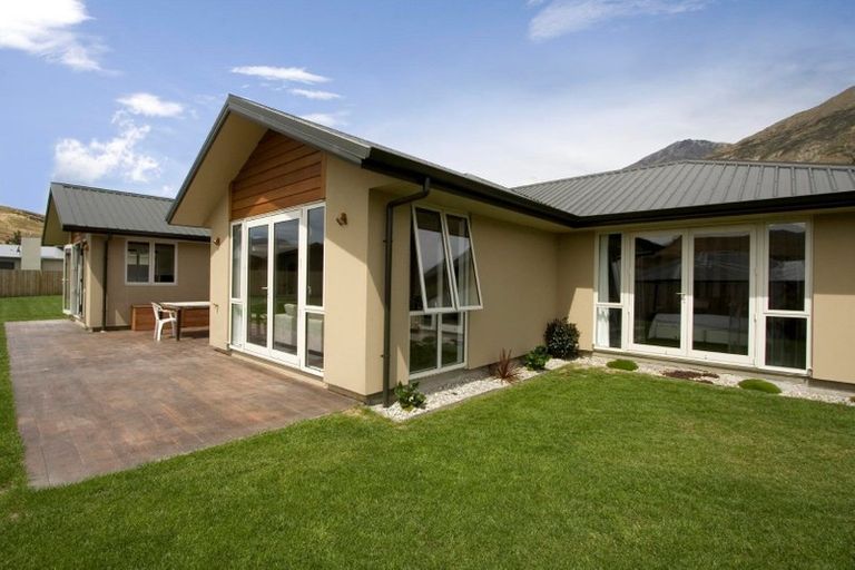 Photo of property in 47 Onslow Road, Lake Hayes, Queenstown, 9304