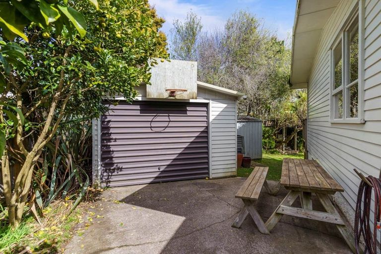 Photo of property in 12 Edgar Pearce Place, Howick, Auckland, 2014