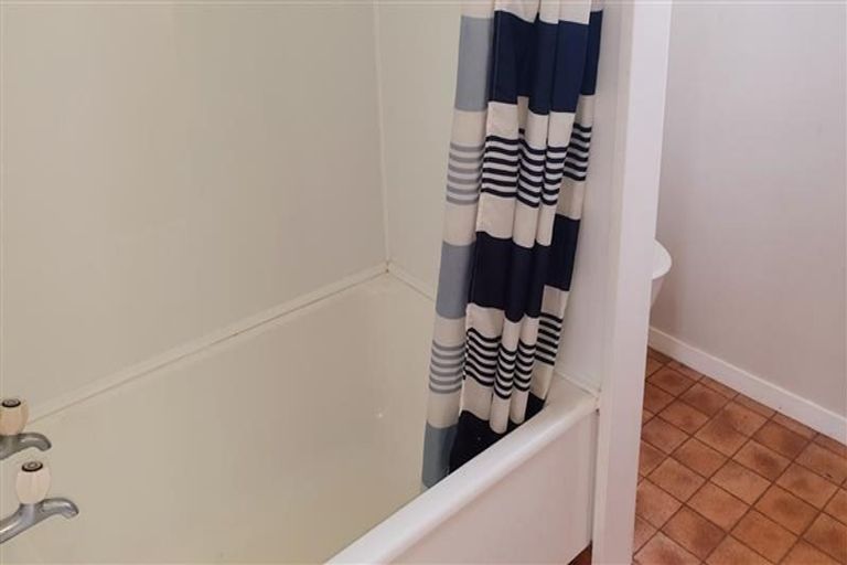 Photo of property in 1 Clement Place, Greenmeadows, Napier, 4112