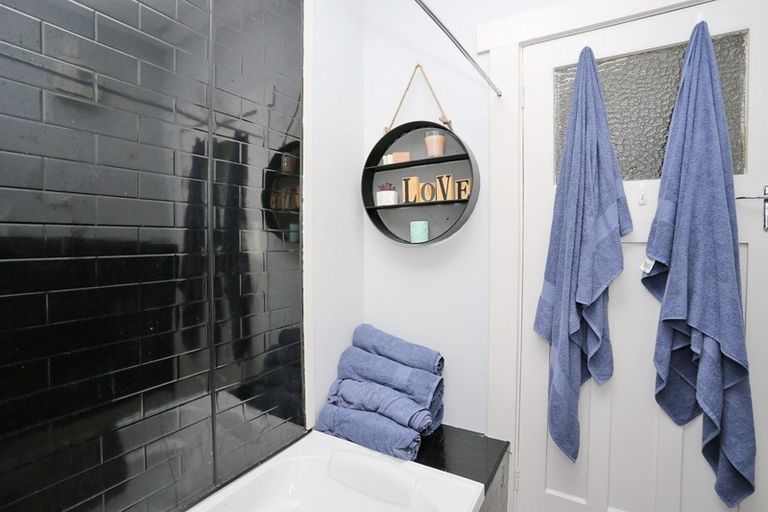 Photo of property in 364 Tay Street, Turnbull Thomson Park, Invercargill, 9810