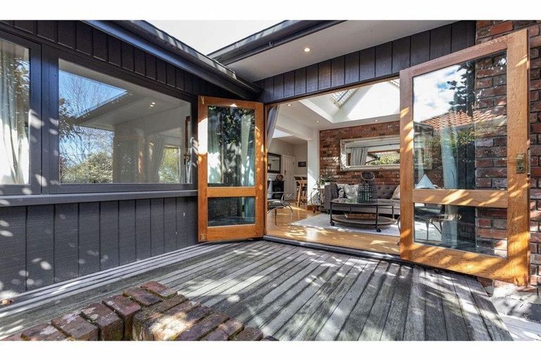 Photo of property in 6 Bishop Street, St Albans, Christchurch, 8014