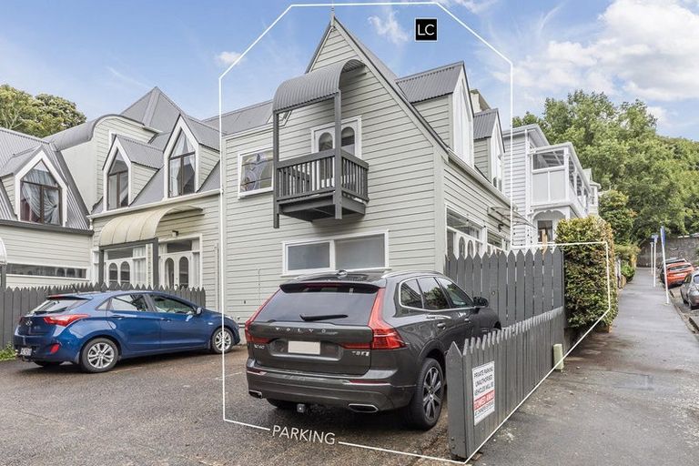 Photo of property in 1/1 Cottleville Terrace, Thorndon, Wellington, 6011