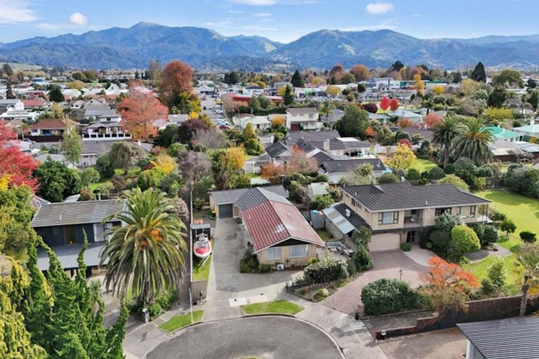 Photo of property in 12a Mccarthy Crescent, Motueka, 7120