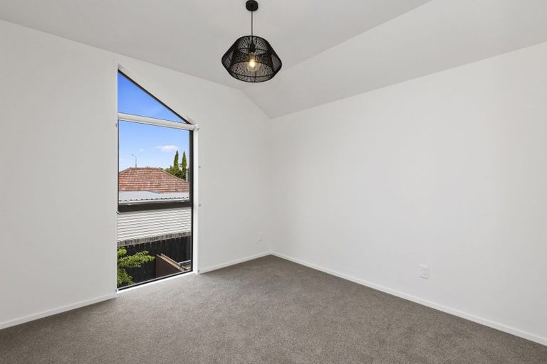 Photo of property in 3/9 Edgeware Road, St Albans, Christchurch, 8014