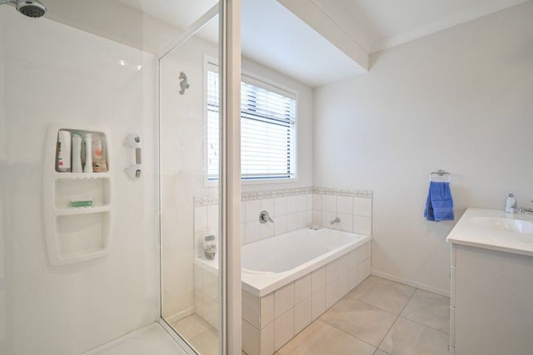 Photo of property in 3 Harrison Court, Clive, 4102