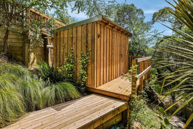 Photo of property in 8 De Thier Lane, Richmond Hill, Christchurch, 8081