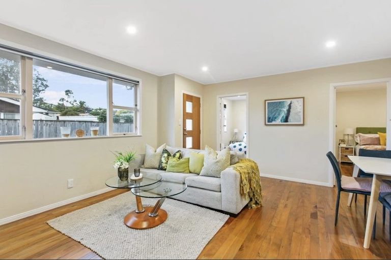 Photo of property in 2/59 Cardiff Road, Pakuranga, Auckland, 2010