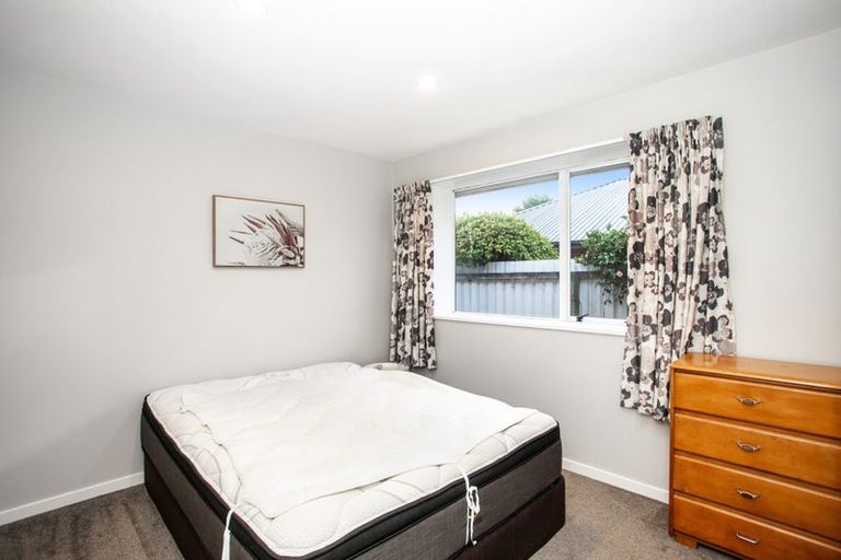 Photo of property in 120b Somerfield Street, Somerfield, Christchurch, 8024