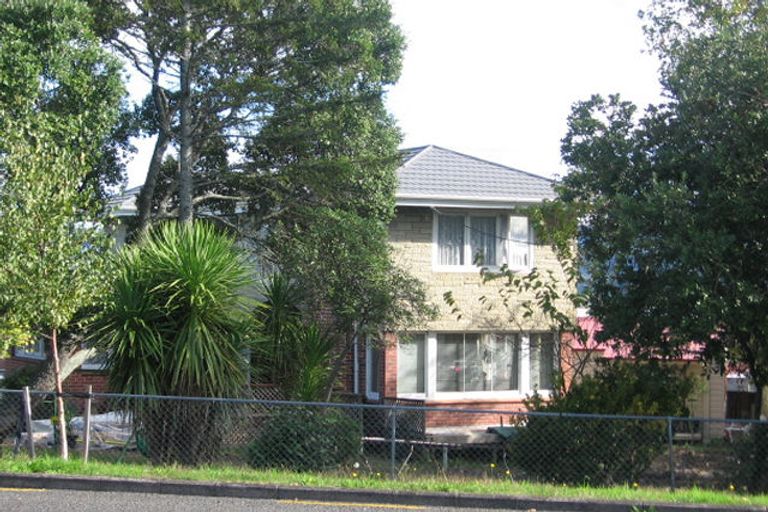 Photo of property in 286 Great North Road, Henderson, Auckland, 0612